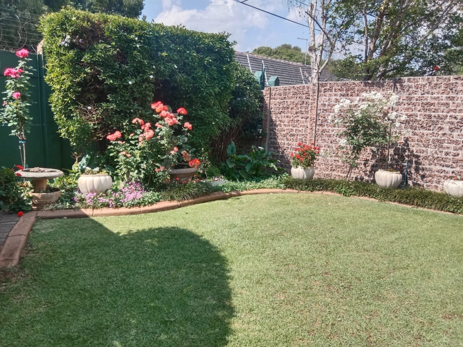 4 Bedroom Property for Sale in Lambton Gauteng