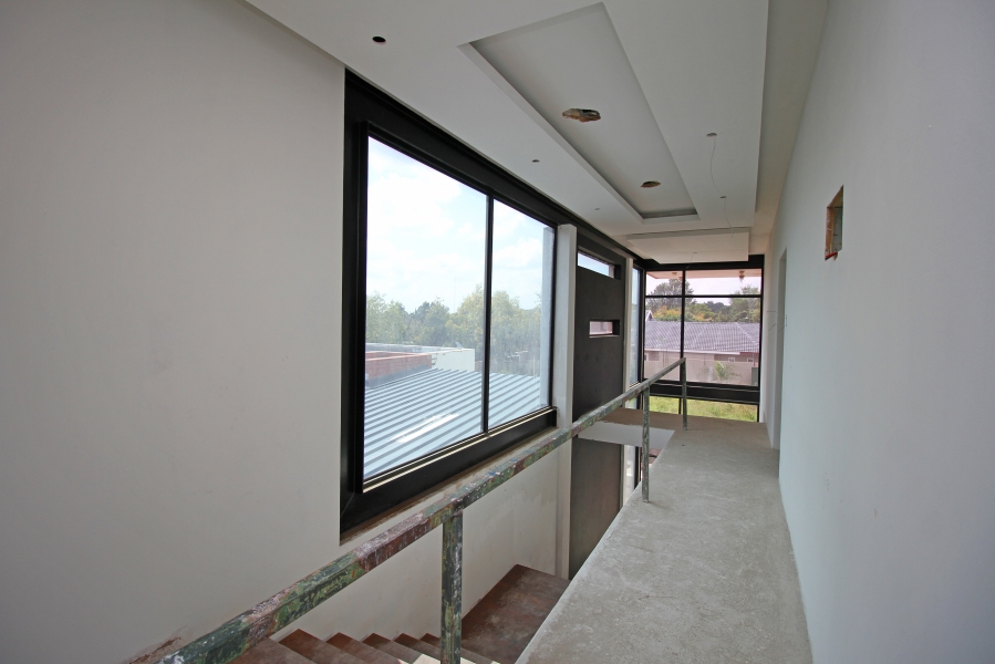 5 Bedroom Property for Sale in Morningside Gauteng