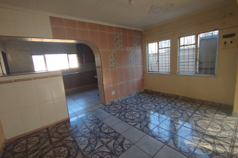 2 Bedroom Property for Sale in South Hills Gauteng