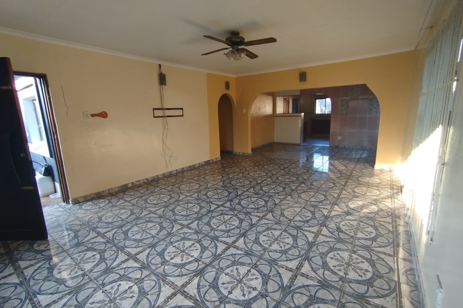 2 Bedroom Property for Sale in South Hills Gauteng