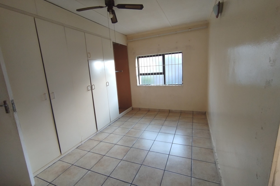2 Bedroom Property for Sale in South Hills Gauteng