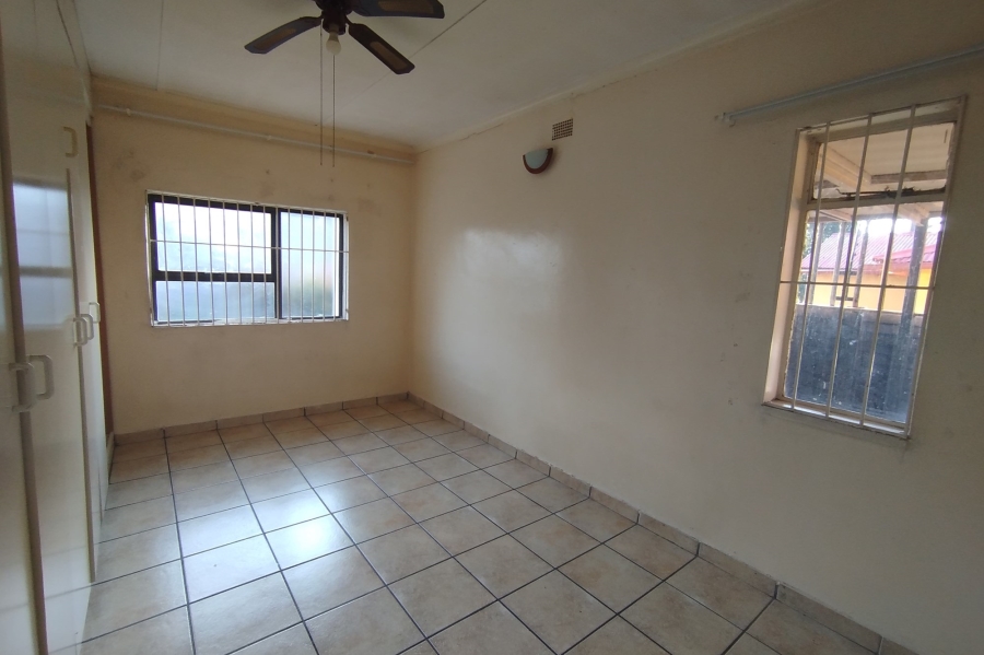 2 Bedroom Property for Sale in South Hills Gauteng