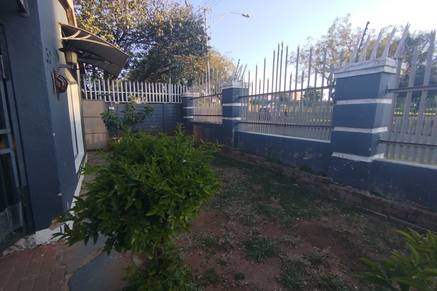 2 Bedroom Property for Sale in South Hills Gauteng