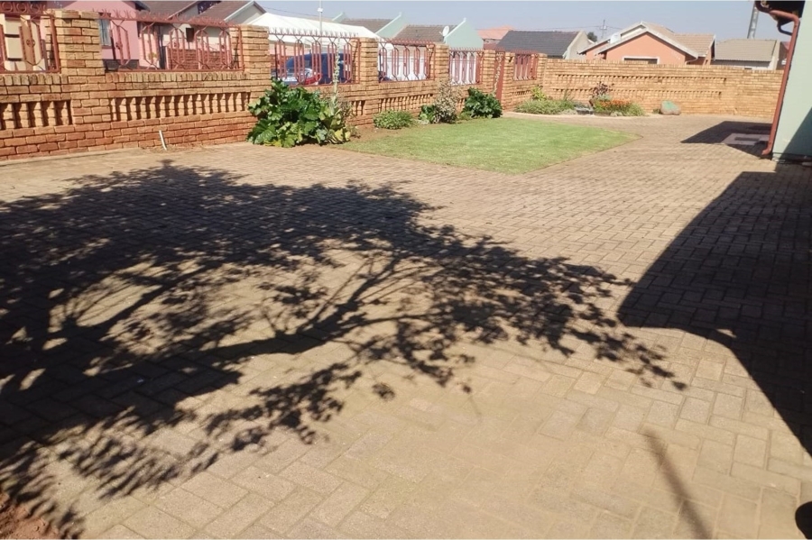 3 Bedroom Property for Sale in Kagiso Gauteng