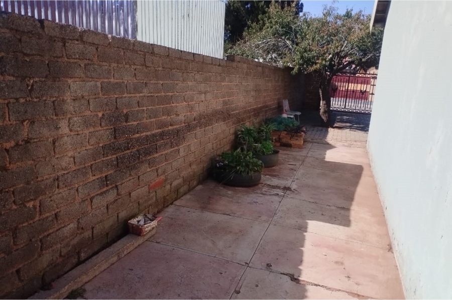 3 Bedroom Property for Sale in Kagiso Gauteng