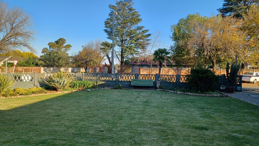 3 Bedroom Property for Sale in Vanderbijlpark SE 2 Gauteng