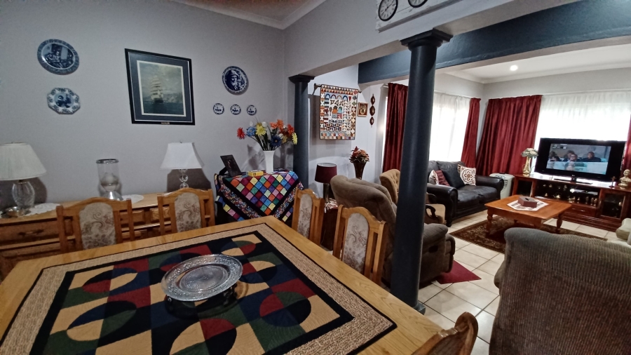 3 Bedroom Property for Sale in Vanderbijlpark SE 2 Gauteng