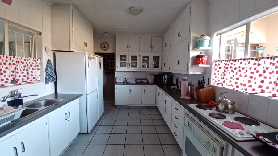 3 Bedroom Property for Sale in Vanderbijlpark SE 2 Gauteng