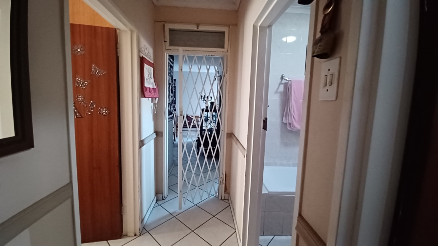 3 Bedroom Property for Sale in Vanderbijlpark SE 2 Gauteng