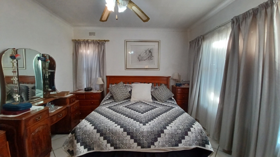 3 Bedroom Property for Sale in Vanderbijlpark SE 2 Gauteng