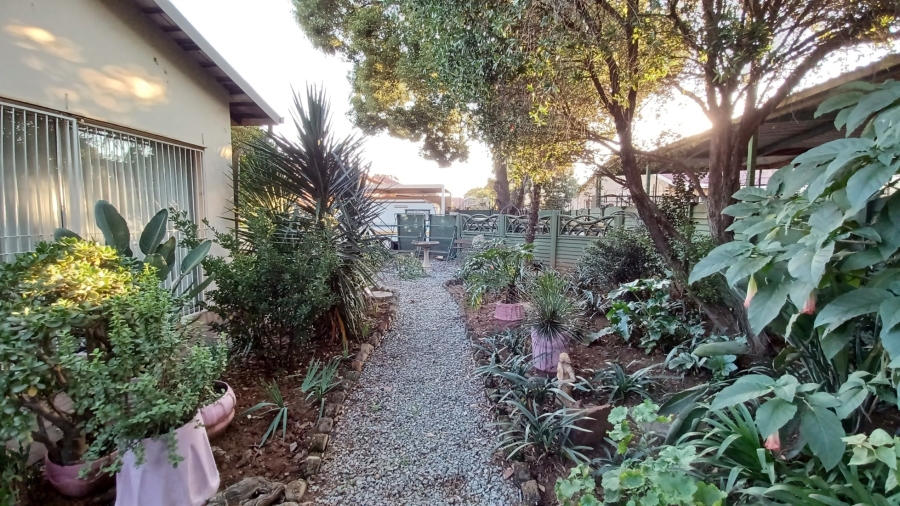 3 Bedroom Property for Sale in Vanderbijlpark SE 2 Gauteng