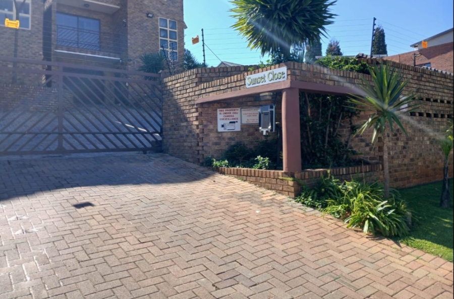 2 Bedroom Property for Sale in Ridgeway Gauteng