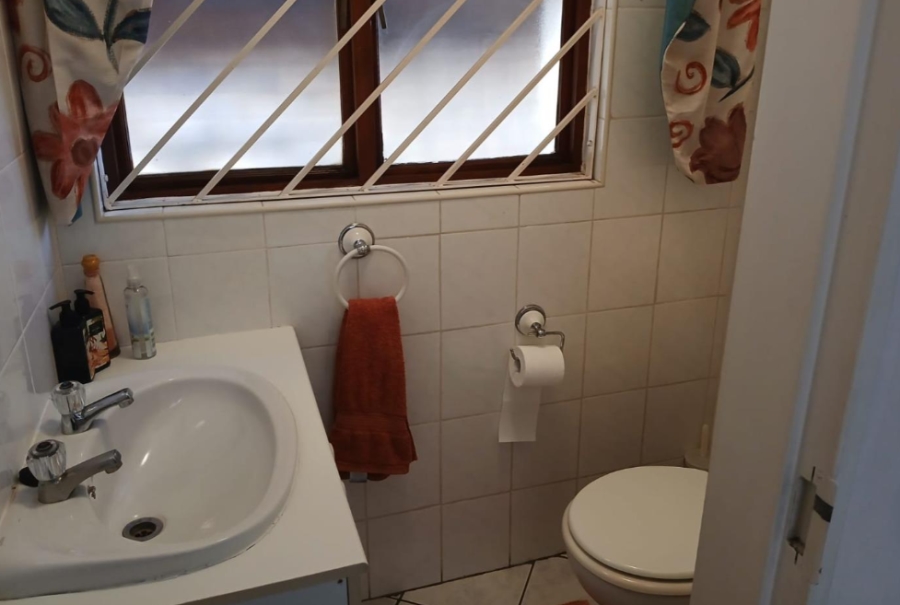 2 Bedroom Property for Sale in Ridgeway Gauteng