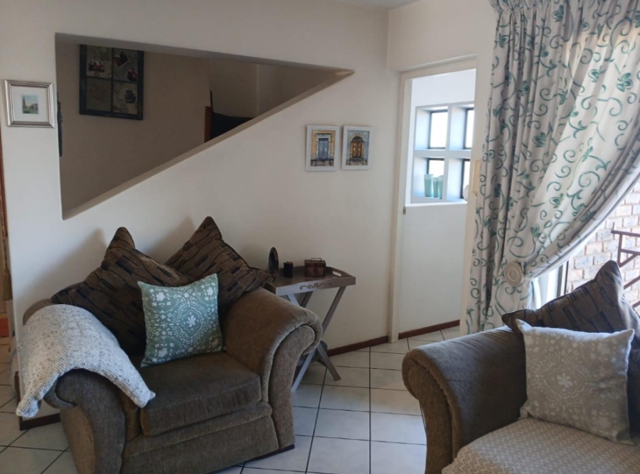 2 Bedroom Property for Sale in Ridgeway Gauteng
