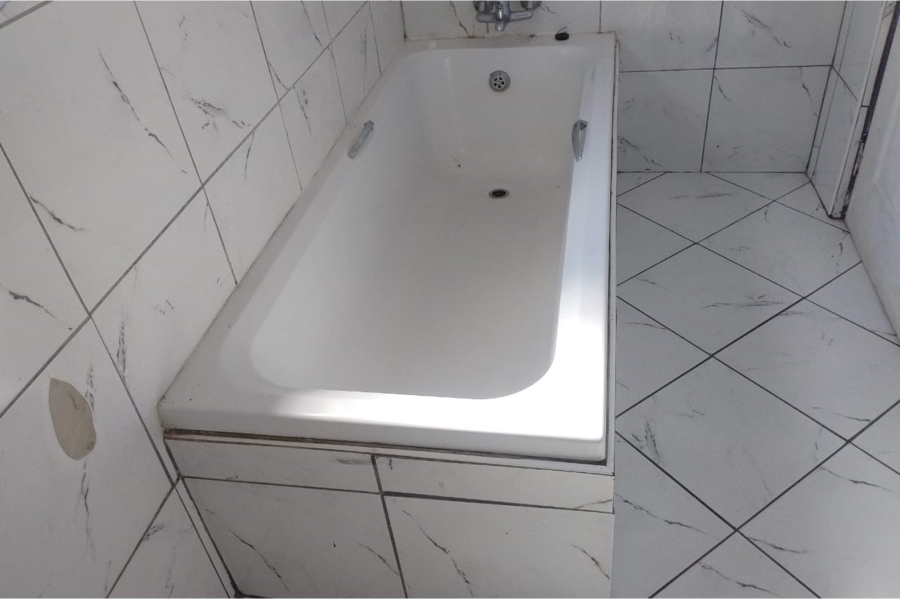 To Let 2 Bedroom Property for Rent in Moletsane Gauteng