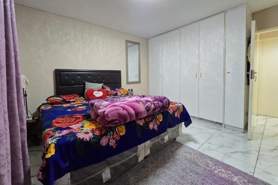 2 Bedroom Property for Sale in Ridgeway Gauteng