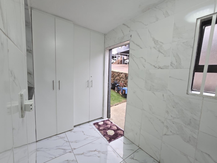 2 Bedroom Property for Sale in Ridgeway Gauteng
