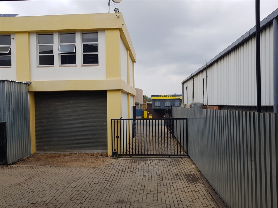 To Let commercial Property for Rent in Strijdom Park Gauteng