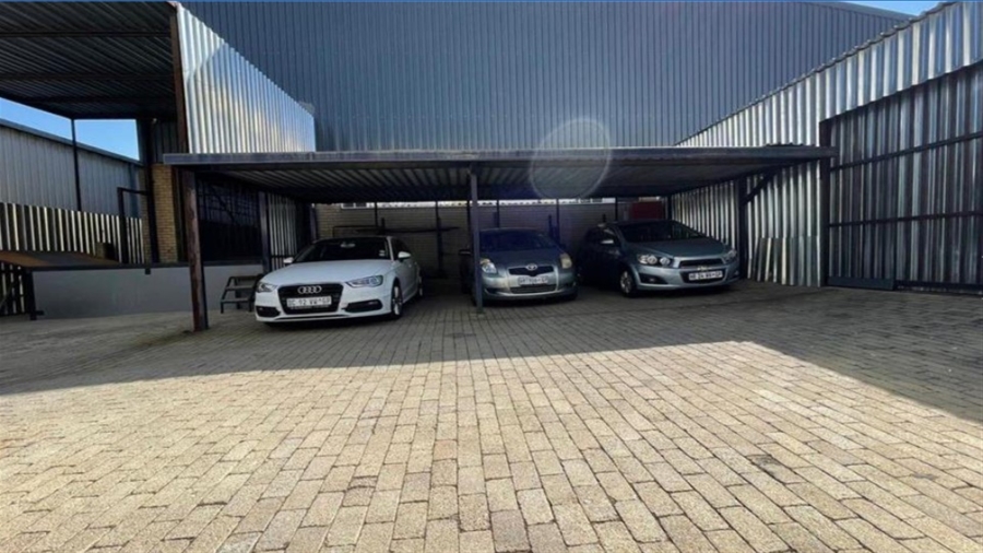To Let commercial Property for Rent in Strijdom Park Gauteng