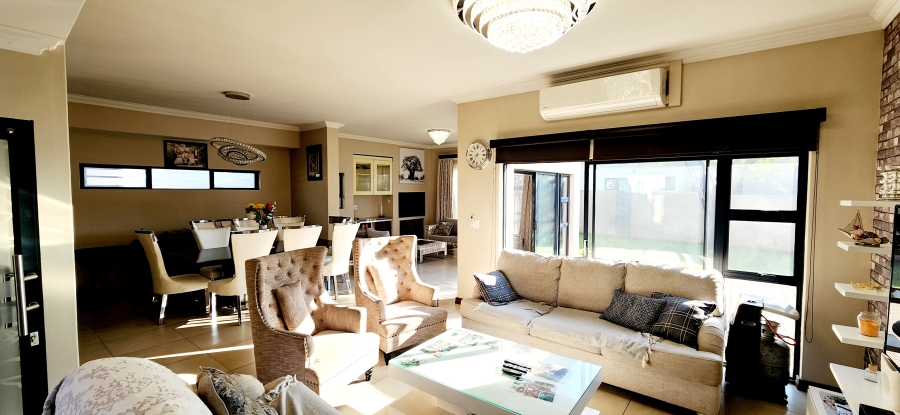 4 Bedroom Property for Sale in Midstream Meadows Gauteng
