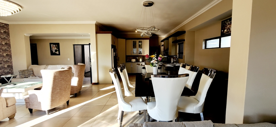 4 Bedroom Property for Sale in Midstream Meadows Gauteng