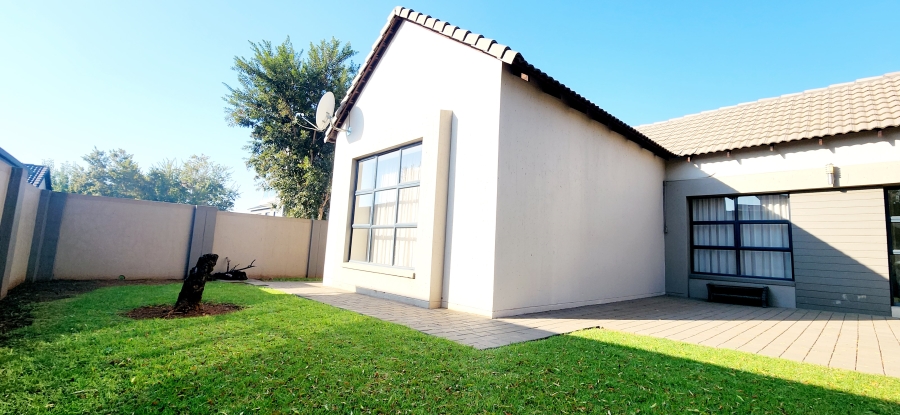 4 Bedroom Property for Sale in Midstream Meadows Gauteng