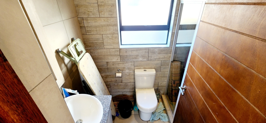 4 Bedroom Property for Sale in Midstream Meadows Gauteng