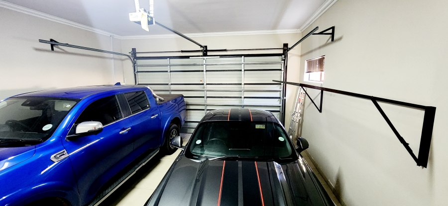 4 Bedroom Property for Sale in Midstream Meadows Gauteng