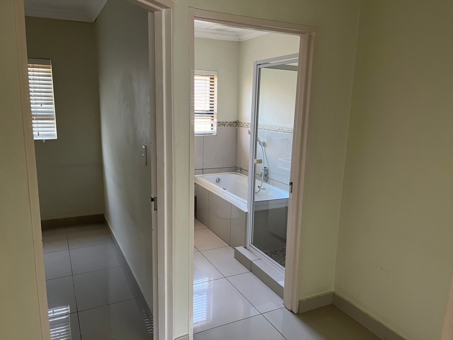 3 Bedroom Property for Sale in Terenure Gauteng