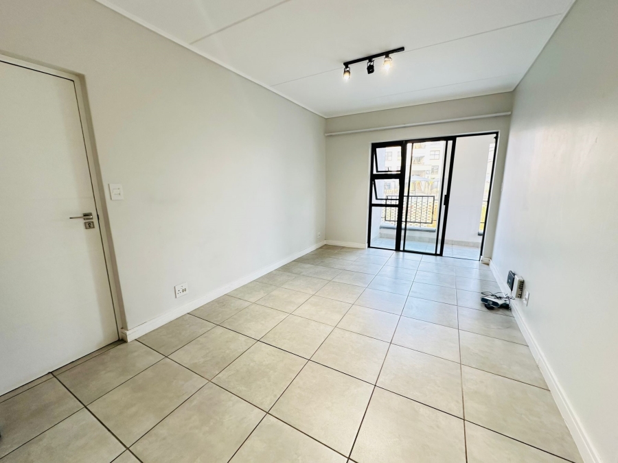 1 Bedroom Property for Sale in Waterfall Gauteng