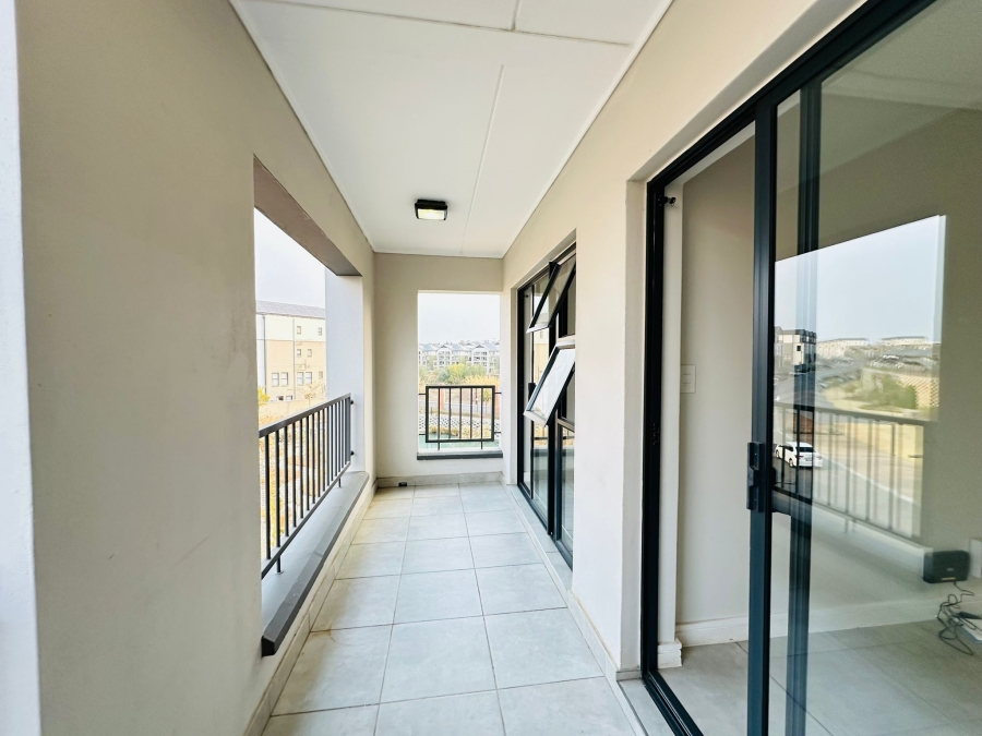 1 Bedroom Property for Sale in Waterfall Gauteng