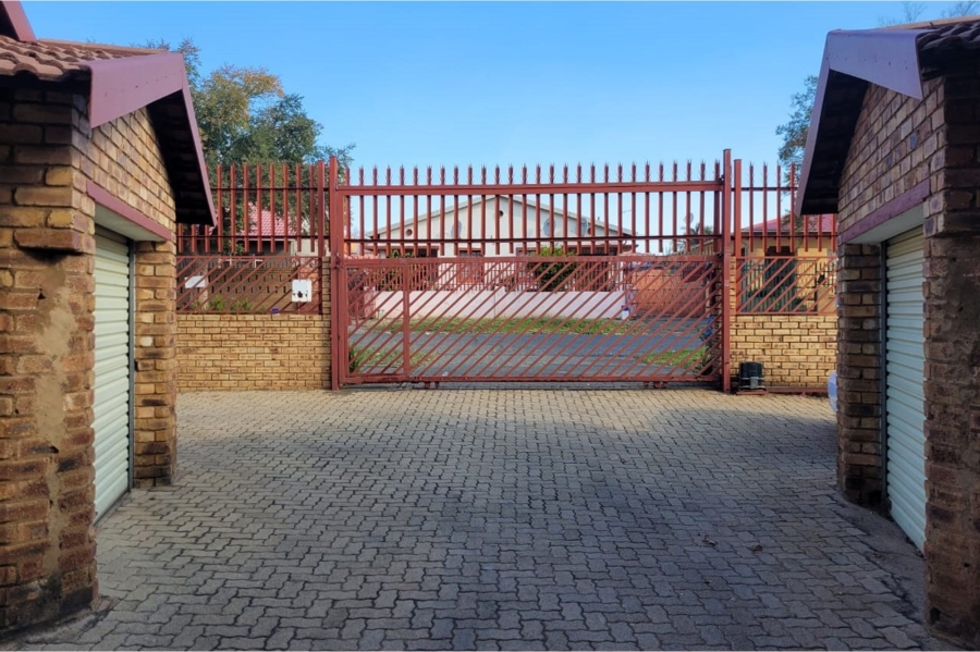 3 Bedroom Property for Sale in Turffontein Gauteng