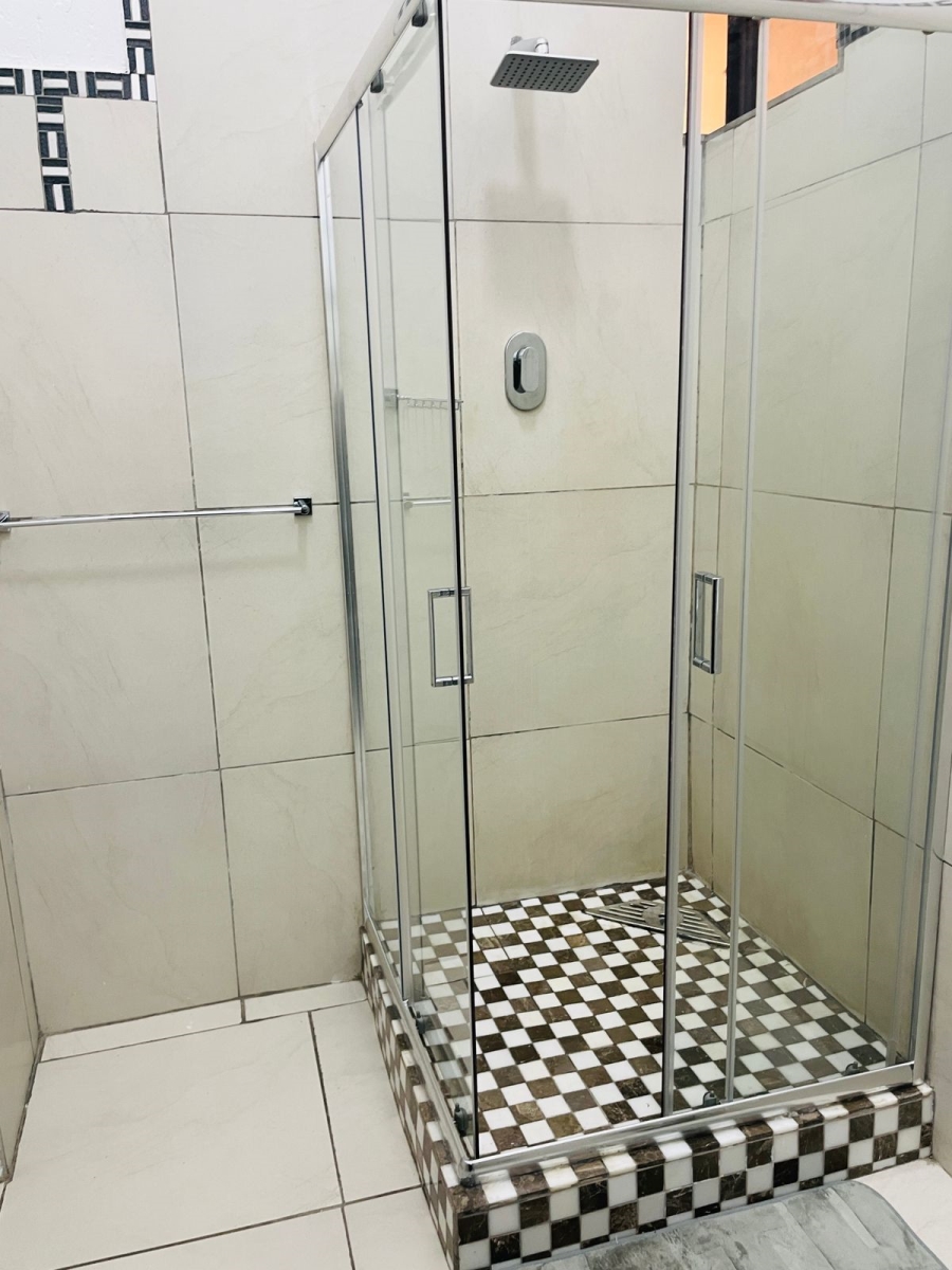 To Let 1 Bedroom Property for Rent in North Riding Gauteng
