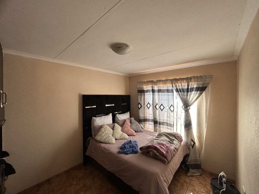 To Let 2 Bedroom Property for Rent in Soshanguve VV Gauteng