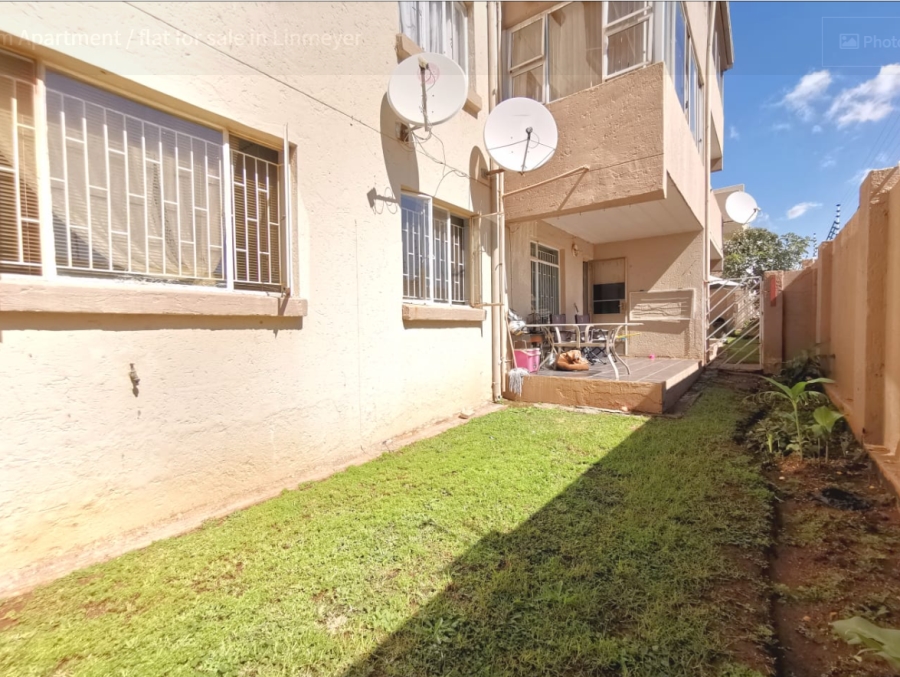 3 Bedroom Property for Sale in Linmeyer Gauteng