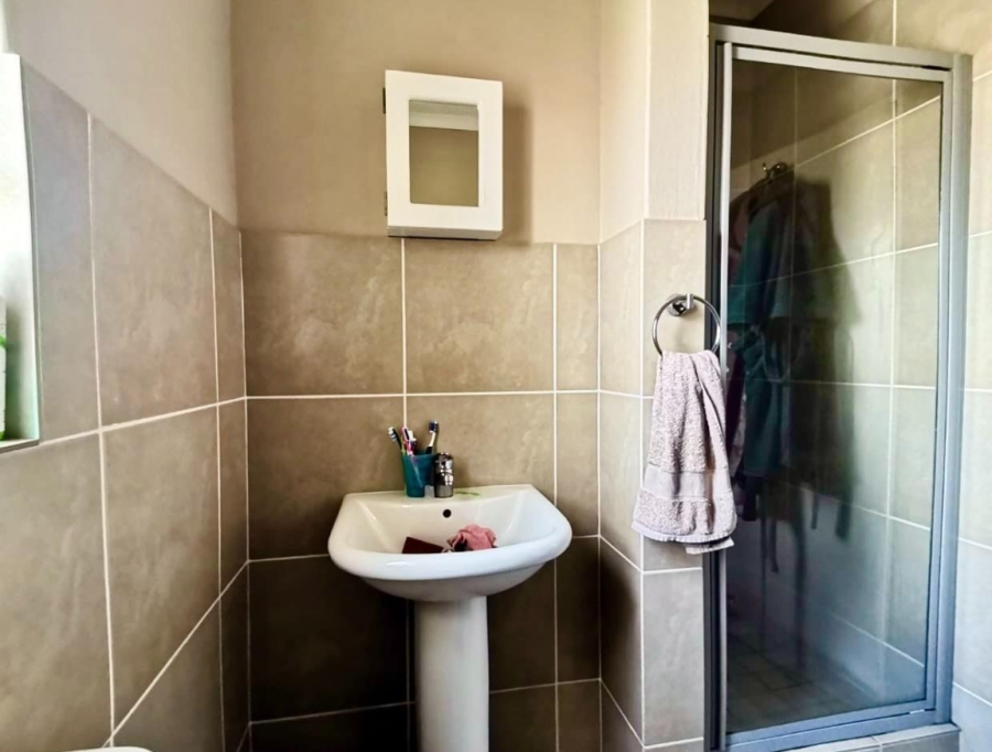 2 Bedroom Property for Sale in Ormonde Gauteng