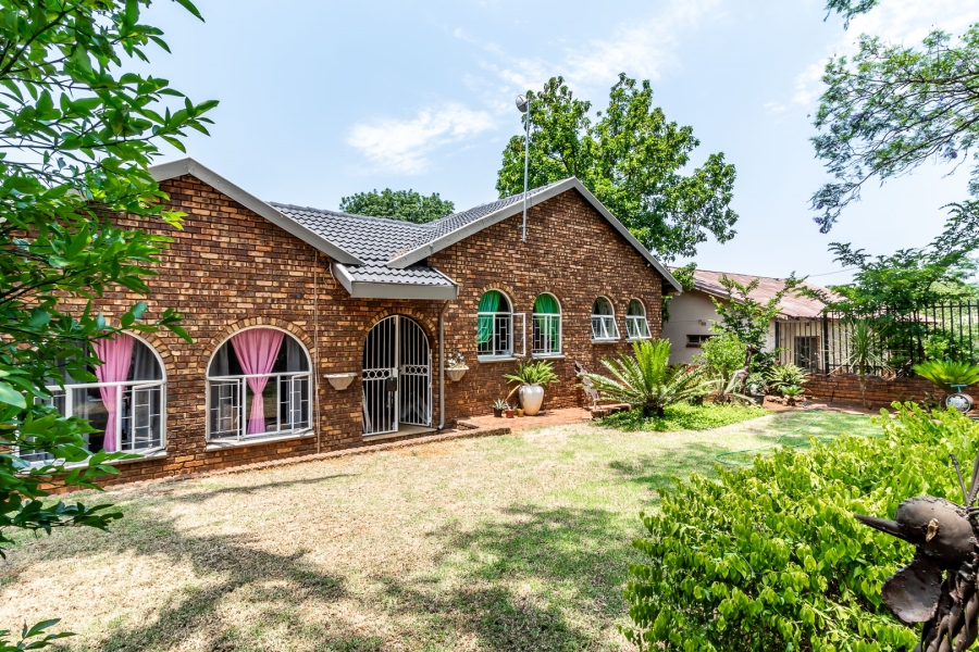 4 Bedroom Property for Sale in Wonderboom South Gauteng
