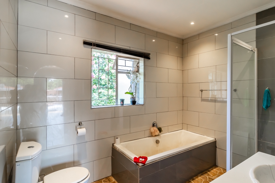 4 Bedroom Property for Sale in Wonderboom South Gauteng