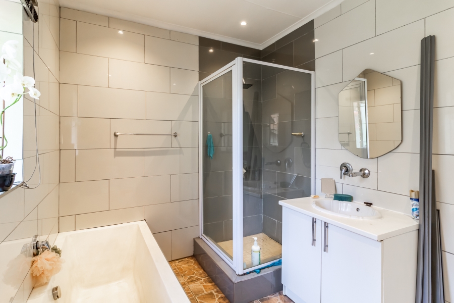 4 Bedroom Property for Sale in Wonderboom South Gauteng