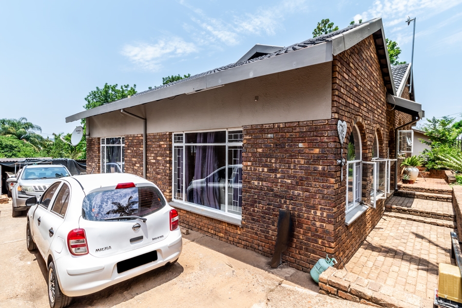 4 Bedroom Property for Sale in Wonderboom South Gauteng