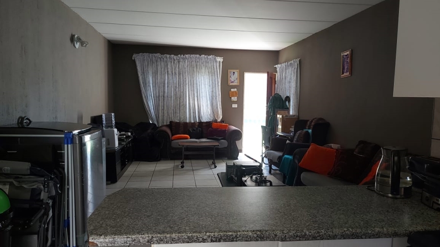 2 Bedroom Property for Sale in Comet Gauteng