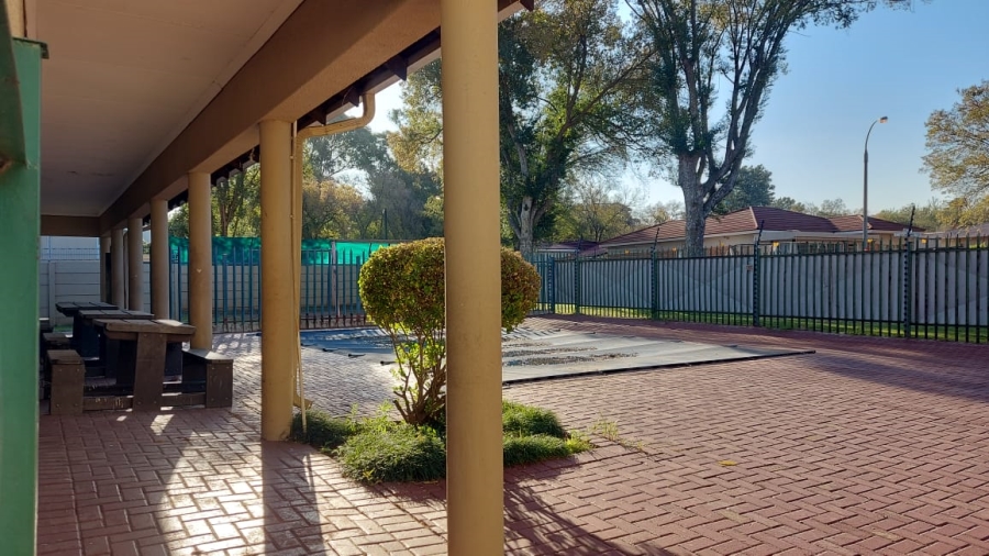 2 Bedroom Property for Sale in Comet Gauteng