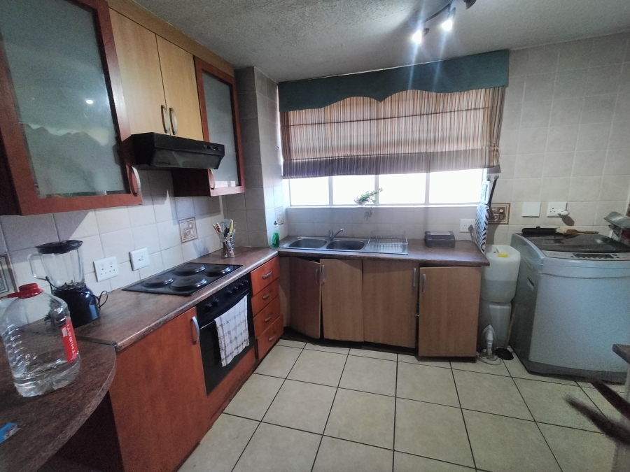 2 Bedroom Property for Sale in Pretoria North Gauteng