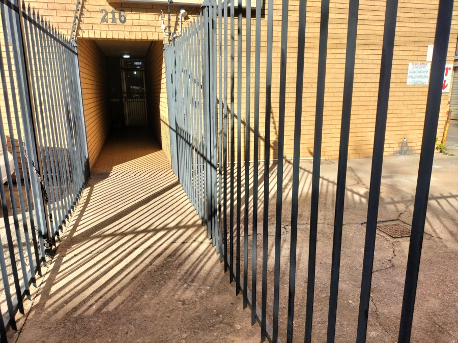 2 Bedroom Property for Sale in Pretoria North Gauteng