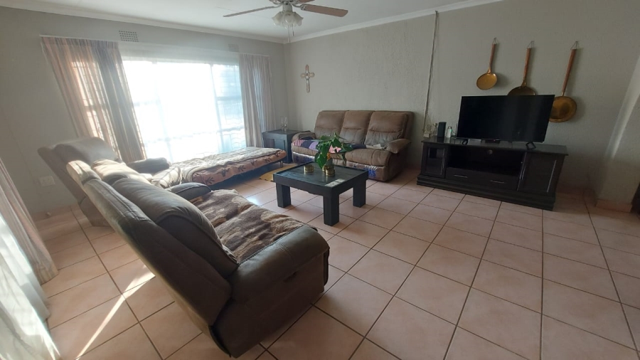 3 Bedroom Property for Sale in Northmead Gauteng