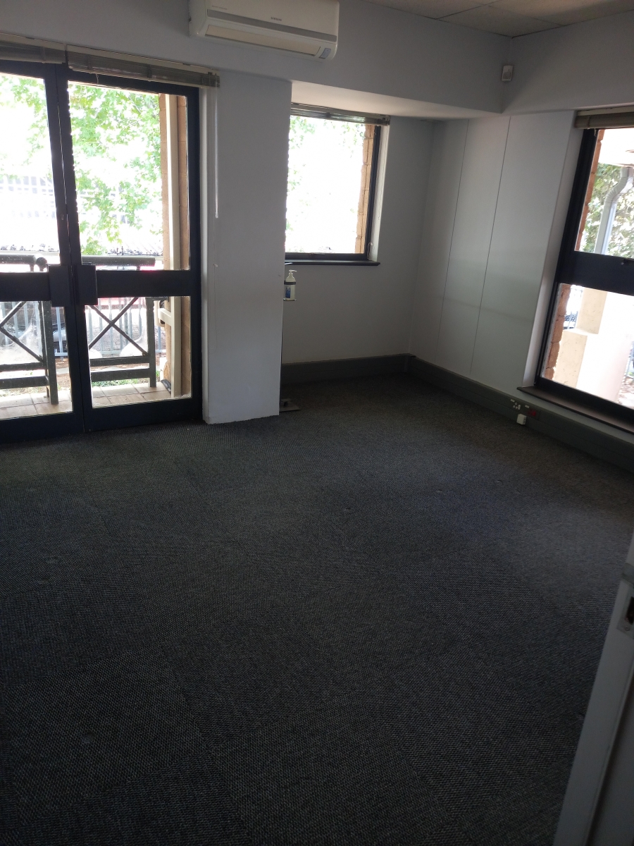 To Let commercial Property for Rent in Randjespark Gauteng