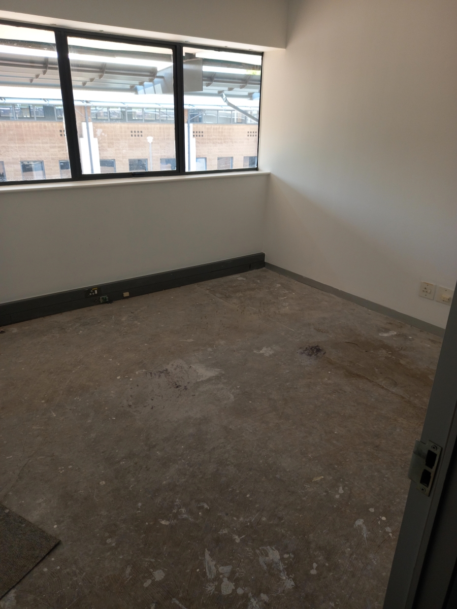 To Let commercial Property for Rent in Randjespark Gauteng