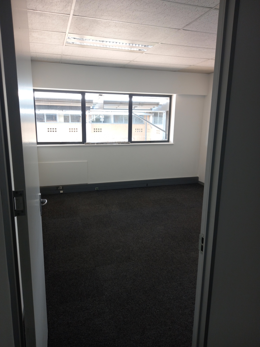 To Let commercial Property for Rent in Randjespark Gauteng