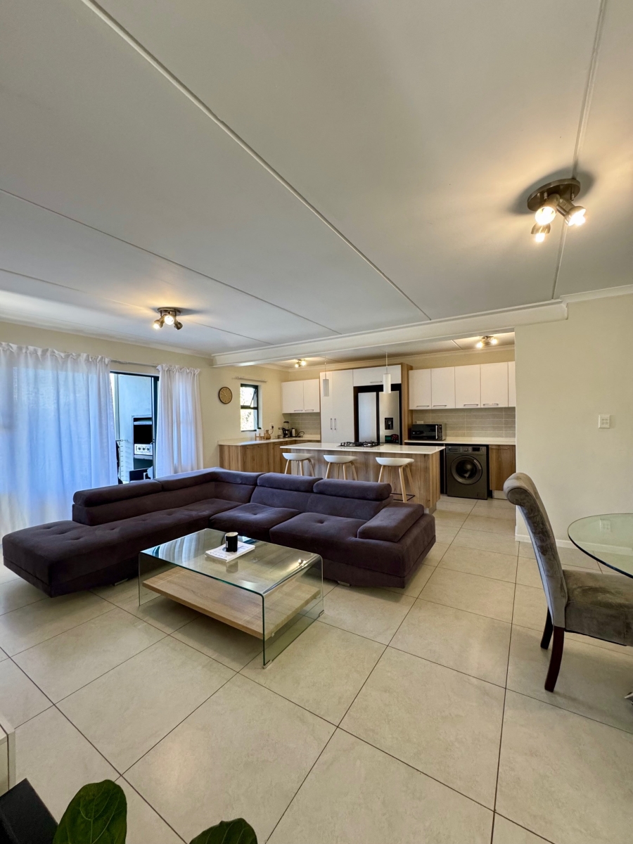 To Let 2 Bedroom Property for Rent in Modderfontein Gauteng