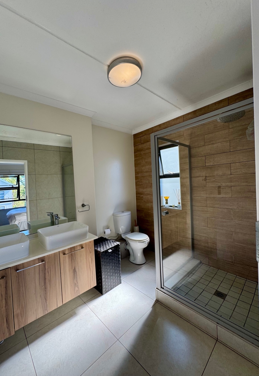 To Let 2 Bedroom Property for Rent in Modderfontein Gauteng